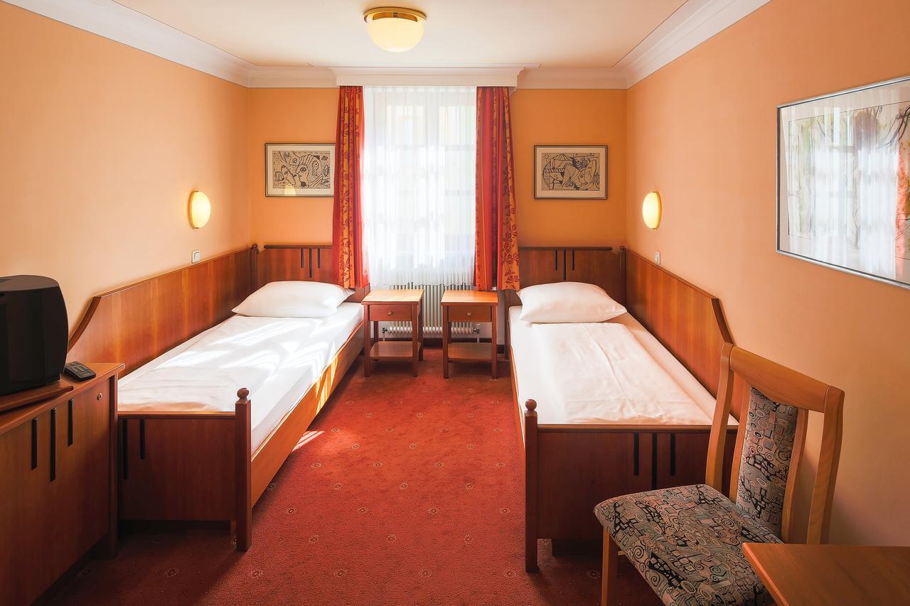 Hotel Mayrbrau Braunau am Inn Esterno foto